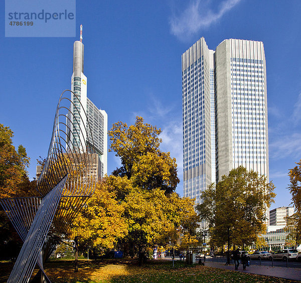 EZB  Europäische Zentralbank und die Commerzbank  Herbst  Frankfurt am Main  Hessen  Deutschland  Europa