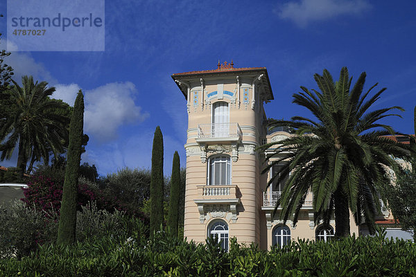 Villa im Stil der Belle Epoque auf dem Cap Ferrat  St. Jean Cap Ferrat  DÈpartement Alpes Maritimes  RÈgion Provence Alpes CÙte d'Azur  Frankreich  Europa