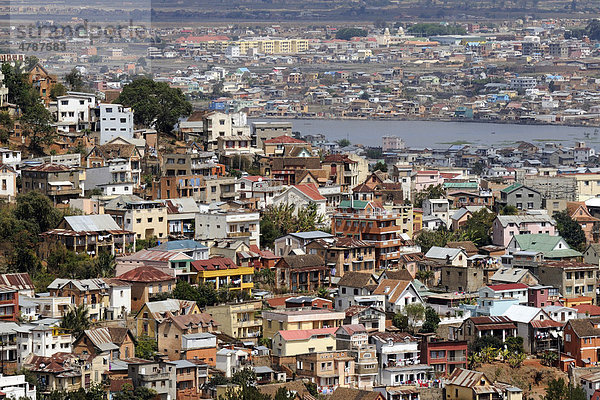 Typischer Stadtteil der Hauptstadt Antananarivo oder Tana  früher auch Tananarive  Madagaskar  Afrika