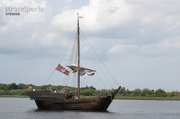 Historisches Segelschiff Hanse Kogge  Hanse Sail  Rostock  Mecklenburg-Vorpommern  Deutschland  Europa