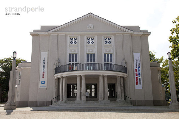 Theater Vorpommern  Stralsund  Unesco Weltkulturerbestätte  Mecklenburg-Vorpommern  Deutschland  Europa