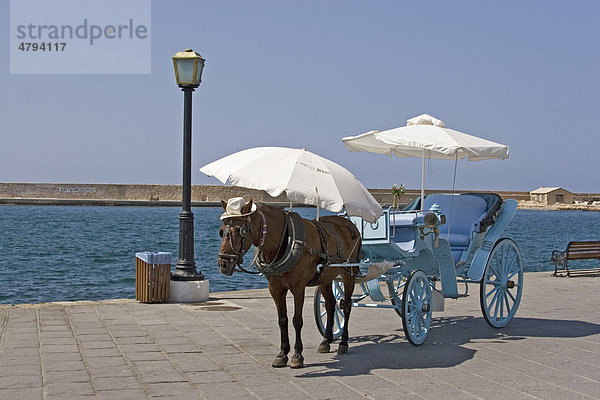 Pferdekutsche für Touristen auf Kreta  Griechenland  Europa
