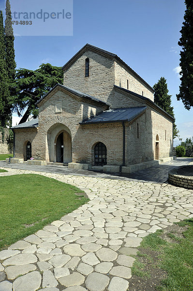 Grabstätte der Heiligen Nino  Kloster Bodbe  Sighnaghi  Region Kachetien  Georgien  Vorderasien