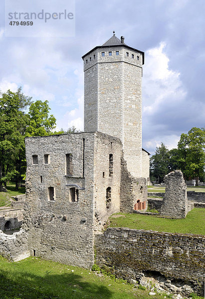 Burgmuseum  Ruine der Ordensburg des Deutschen Ritterordens  Langer Hermann  Weißenstein  Paide  Estland  Baltikum  Nordeuropa