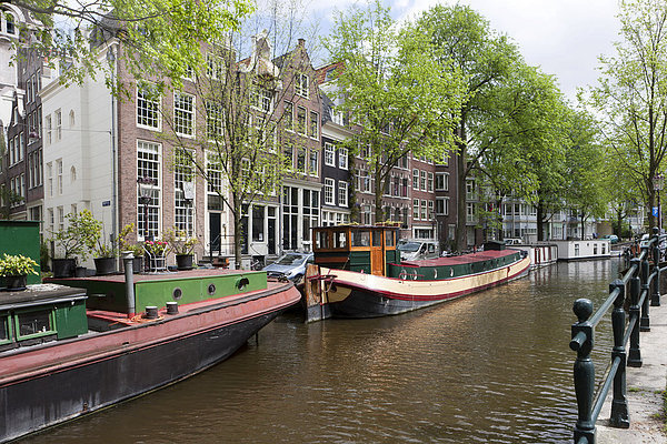Hausboote an der Raamgracht  Amsterdam  Holland  Niederlande  Europa