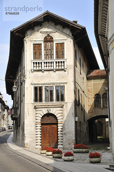 Historisches Gebäude  Feltre  Provinz Belluno  Venetien  Italien  Europa