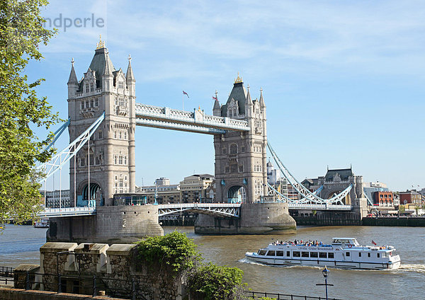 Tower Bridge  London  England  Großbritannien  Europa