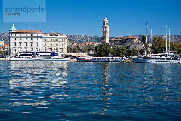 Hafen von Split  Kroatien  Europa