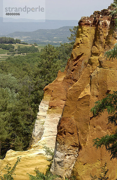 Ocker  Roussillon  DÈpartement Vaucluse  Frankreich  Europa