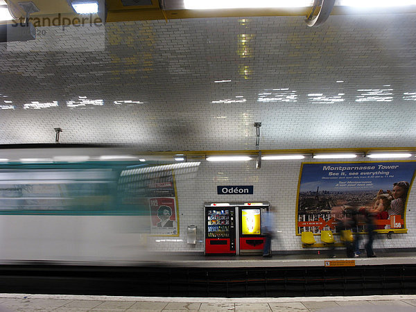 Pariser Metro  Paris  Frankreich  Europa