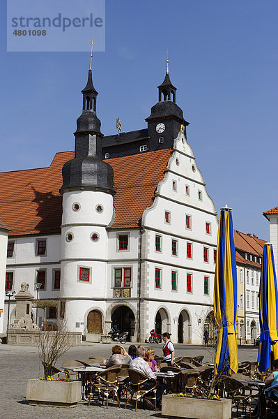 Marktplatz mit Rathaus  Hildburghausen  Thüringen  Deutschland  Europa