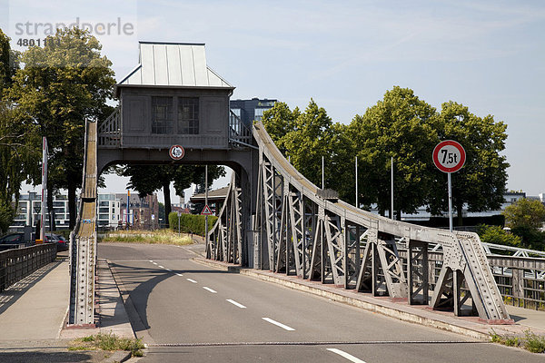 Deutzer Drehbrücke  Köln  Nordrhein-Westfalen  Deutschland  Europa