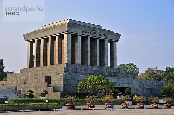 Ho Chi Minh Mausoleum  Hanoi  Vietnam  Südostasien