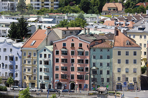 Häuserzeile  Stadtteil Mariahilf  Altstadt  Innsbruck  Inntal  Tirol  Österreich  Europa