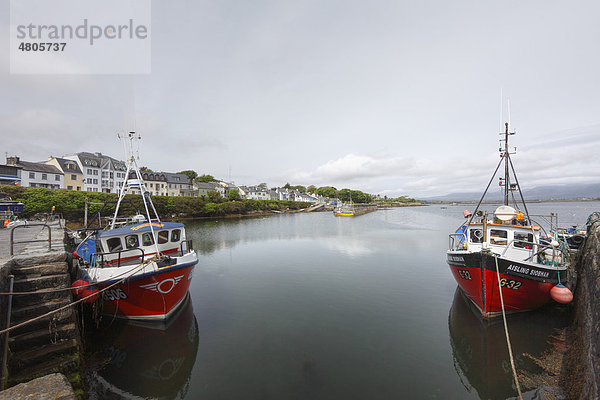 Fischerhafen in Roundstone  Connemara  County Galway  Republik Irland  Europa