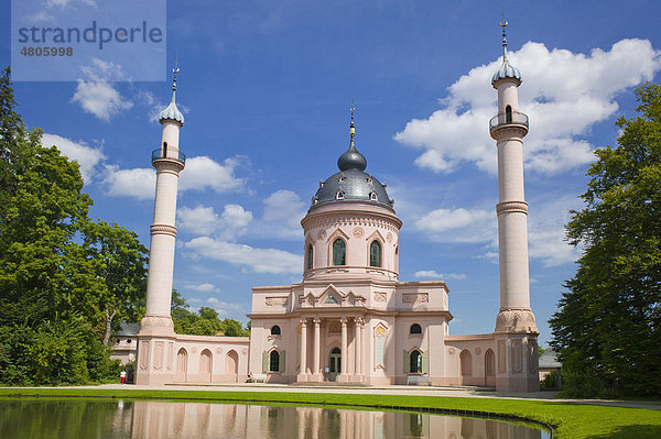 Rote Moschee  Bauwerk im Garten des Schwetzinger Schlosses  Schwetzinger Schlossgarten  Schwetzingen  Baden-Württemberg  Deutschland  Europa