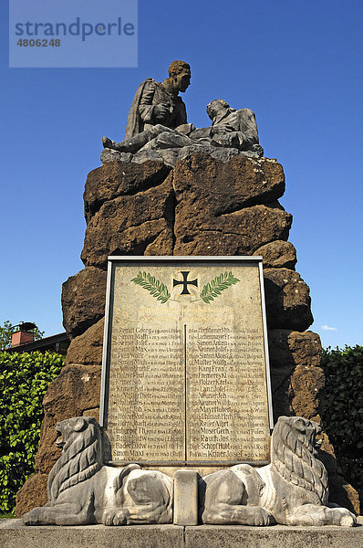 Kriegerdenkmal 2. Weltkrieg  Krün  Oberbayern  Bayern  Deutschland  Europa