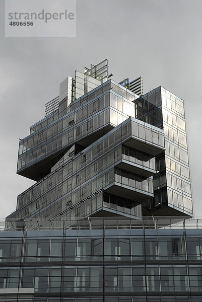 Moderne Architektur  Norddeutsche Landesbank  Hauptsitz der Nord LB am Friedrichswall  Hannover  Niedersachsen  Deutschland  Europa
