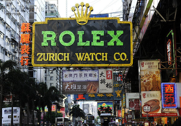 Leuchtwerbung von Rolex  Hongkong  China  Asien