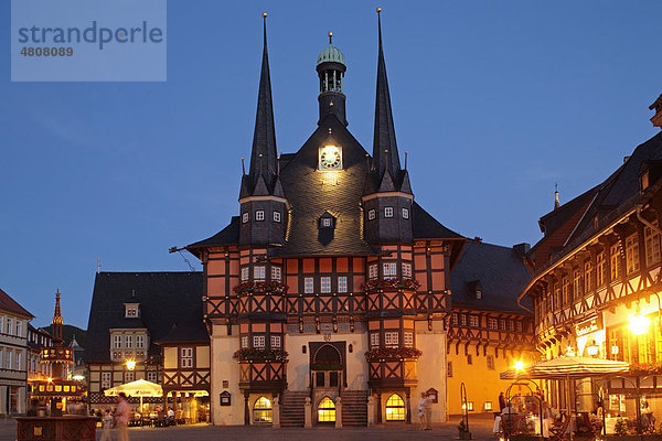 Rathaus am Abend  Wernigerode  Harz  Deutschland  Europa
