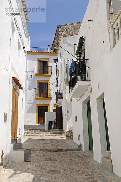 Steile Gasse  Dalt Vila  Unesco Weltkulturerbe  historische Altstadt  Eivissa  Ibiza  Pityusen  Balearen  Insel  Spanien  Europa
