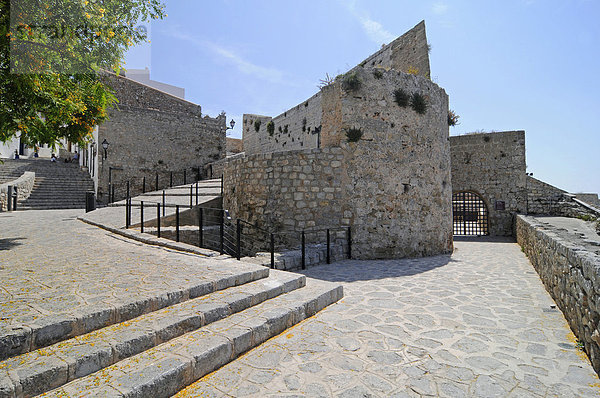 Baluard de Sant Pere  Bollwerk  Kulturzentrum  Stadtmauer  Muralla  Dalt Vila  Unesco Weltkulturerbe  historische Altstadt  Eivissa  Ibiza  Pityusen  Balearen  Insel  Spanien  Europa