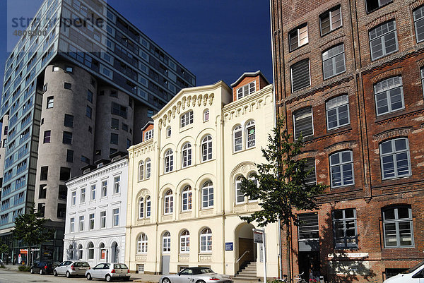 Bürogebäude und Kaufmannshaus am Schellerdamm in Harburg  Hamburg  Deutschland  Europa