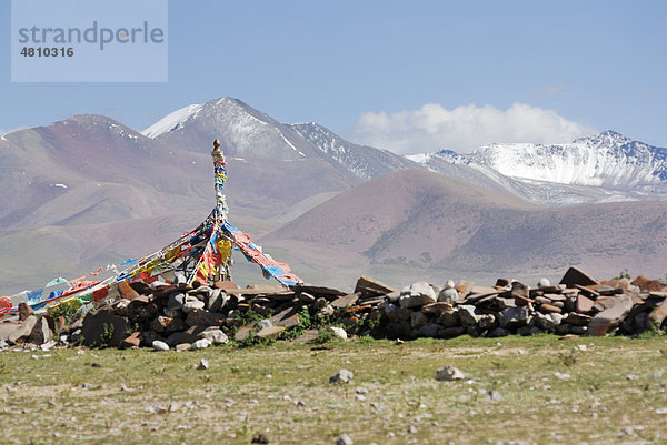 Gebetsfahnen  Namtso See  Himmelssee  Tibet  China  Asien