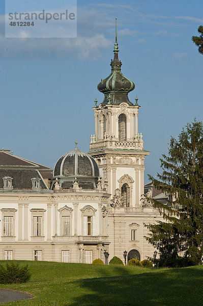 Barockschloss  Festetics kasteely  Keszthely  Ungarn  Europa