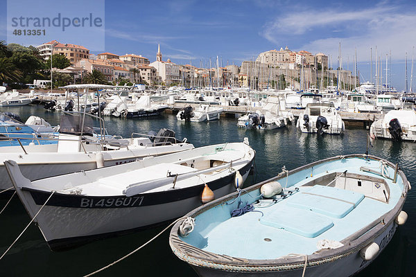 Hafen von Calvi  Korsika  Frankreich  Europa