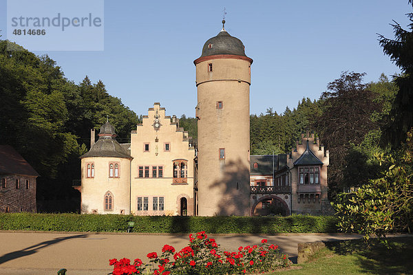 Schloss Mespelbrunn  Spessart  Unterfranken  Franken  Bayern  Deutschland  Europa