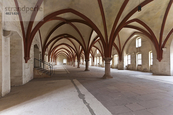 Das alte Dormitorium  Schlafsaal des Klosters Eberbach  Eltville am Rhein  Rheingau  Hessen  Deutschland  Europa