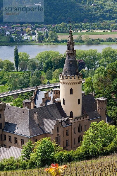 Europa  Deutschland  Rheinland-Pfalz  Blick auf die Burg arenfels