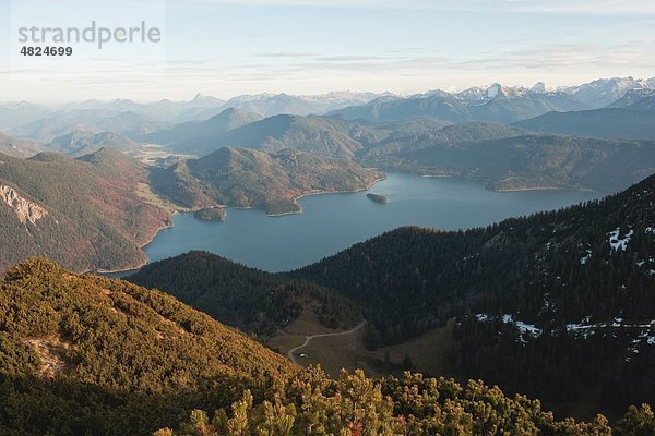 Deutschland  Bayern  Blick auf heimgarten und herzogstand alps