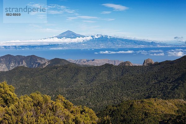 Spanien  Kanarische Inseln  La Gomera  Blick vom Garajonay Berg auf Teneriffa