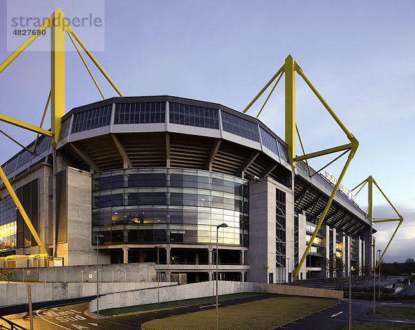 Westfalenstadion  Signal-Iduna-Park  Borussia Dortmund  Dortmund  Ruhrgebiet  Nordrhein-Westfalen  Deutschland  Europa