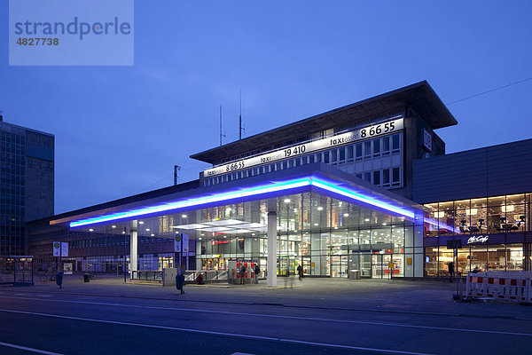 Hauptbahnhof  Essen  Ruhrgebiet  Nordrhein-Westfalen  Deutschland  Europa