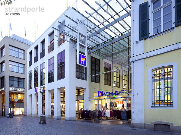 Einkaufszentrum Post-CarrÈ  Bonn  Rheinland  Nordrhein-Westfalen  Deutschland  Europa