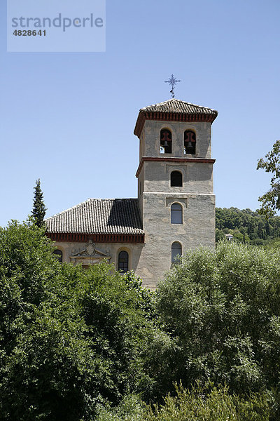 Kirche in Granada  Sierra Nevada  Andalusien  Südspanien  Spanien  Europa