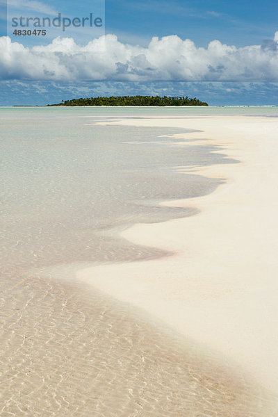 Insel im Südpazifik mit Strand