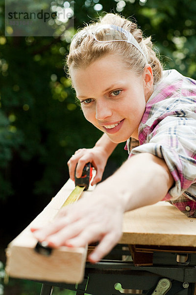 Frau Messbrett aus Holz