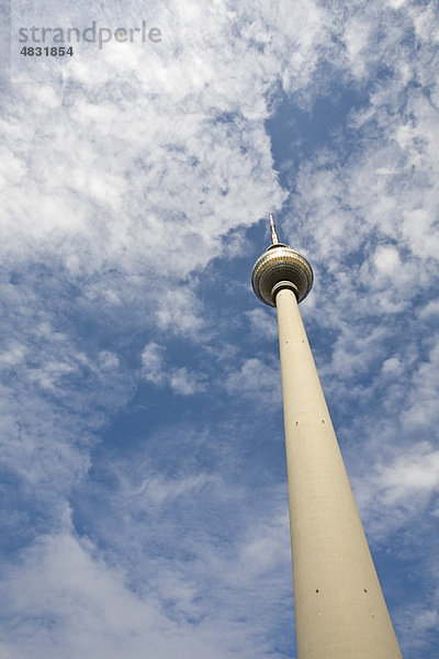 Deutschland  Berlin  der Fernsehturm