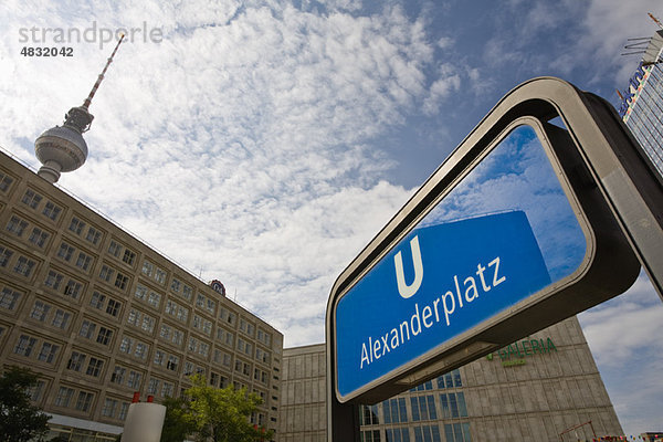 Deutschland  Berlin  U-Bahn-Eingang Alexanderplatz