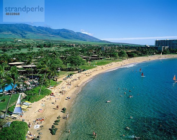 Antenne  Tour America  Strand  Küsten-  Hawaii  Holiday  Ka´anapali  Landmark  Maui  Berge  Ozean  Resort  Segelboote  Tourismus