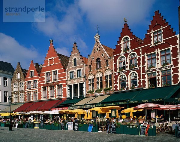 Architektur  Belgien  Europa  Brugge  Cafés  Giebeln  Grote Markt  Urlaub  Landmark  mittelalterlich  Tourismus  Reisen  Urlaub