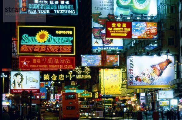 Werbung  Asien  Billboards  Bus  China  Holiday  Hong Kong  Hongkong  Kowloon  Landmark  Nathan  Neon  Nacht  Road  Zeichen