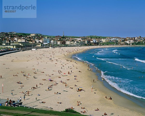 Australien  Strand  Bondi Bondi Beach  Urlaub  Landmark  Ozean  Sydney  Tan  Gerben  Tourismus  Touristen  Reisen  Urlaub  Wellen
