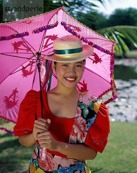 Asia  Asian  Kostüm  Ethnisches Erscheinungsbild  Hut  Urlaub  Insel  Landmark  Ozeanien  im Freien  Pazifik  Sonnenschirm  Menschen  Philippinen  Asien  Sm