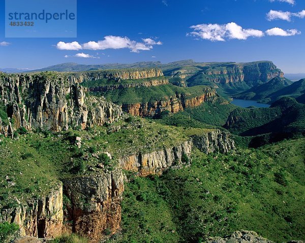 Drakensberg  Laub  grün  grün  Urlaub  Horizont  Landmark  Berge  Felsen  Rocky  Südafrika  Afrika  Tourismus  Trave