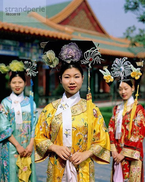 Asien  Peking  Peking  China  Holiday  Landmark  Modell  Released  Tourismus  Tracht  Urlaub  Reisen  Frauen